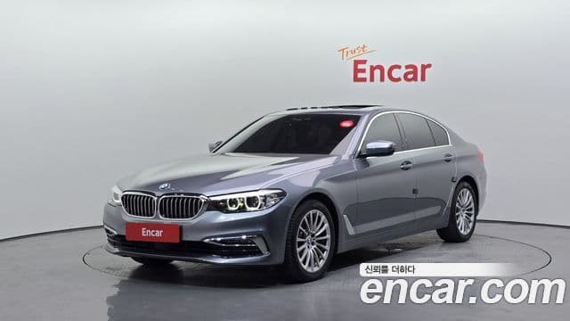 BMW 5 Series (G30)