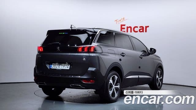 Peugeot 5008 2nd Gen 2
