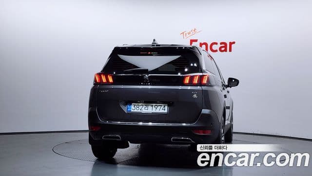 Peugeot 5008 2nd Gen 4