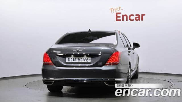 Genesis EQ900 4