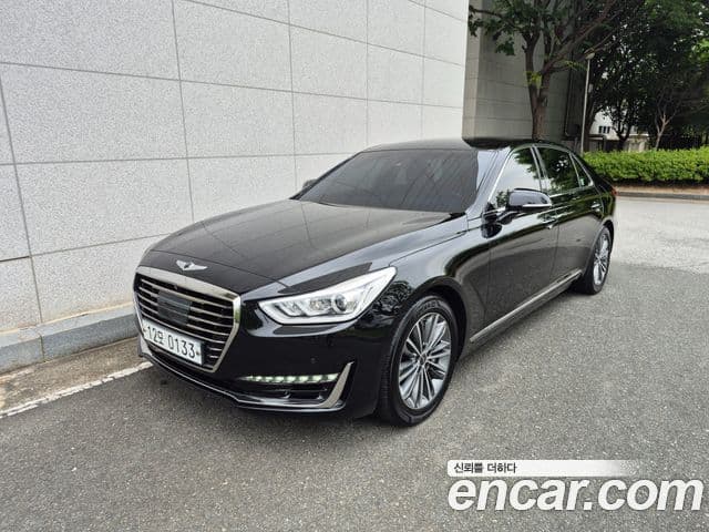 Genesis EQ900
