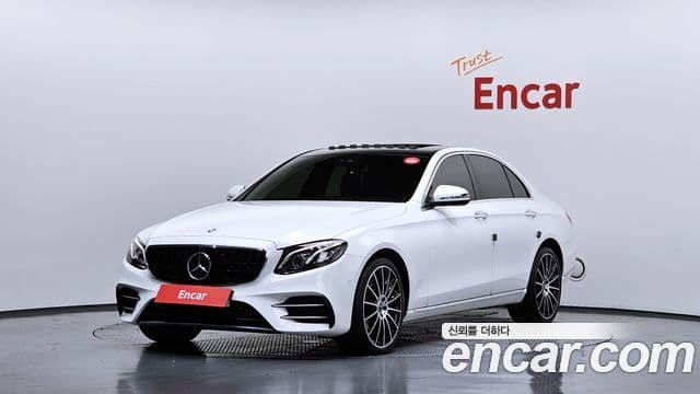 Mercedes-Benz E-Class W213 1