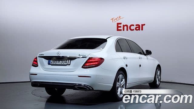 Mercedes-Benz E-Class W213 2