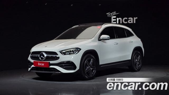 Mercedes-Benz GLA-Class H247