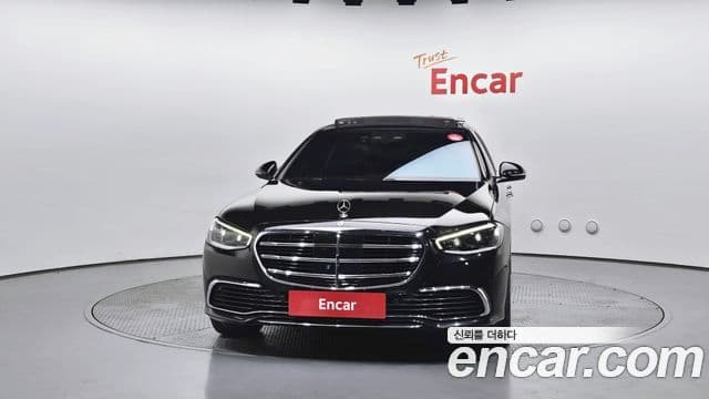 Mercedes-Benz S-Class W223 3