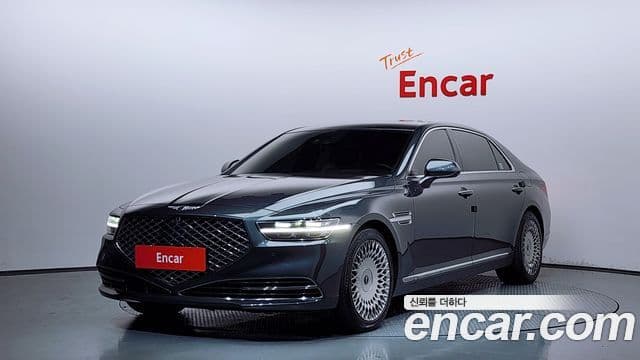 Genesis G90
