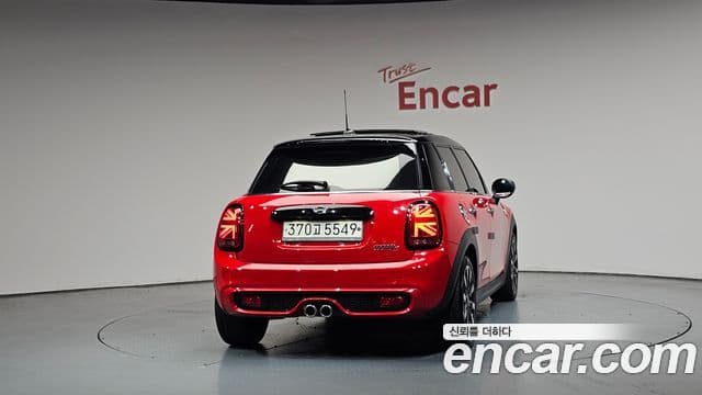 MINI Cooper S 4