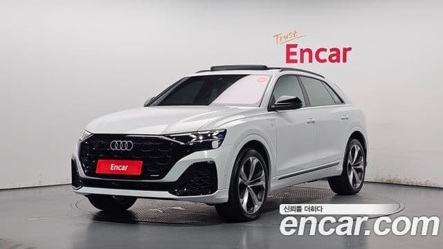 Audi Q8 (4M)