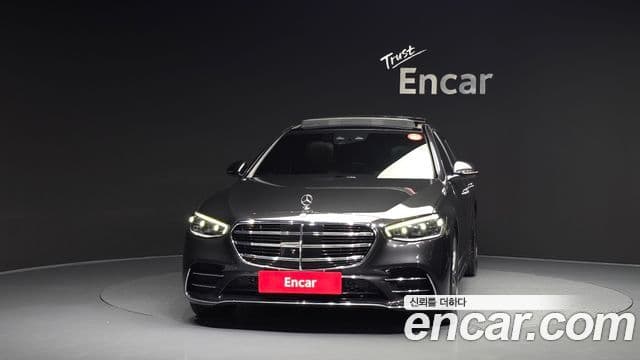 Mercedes-Benz S-Class W223 3