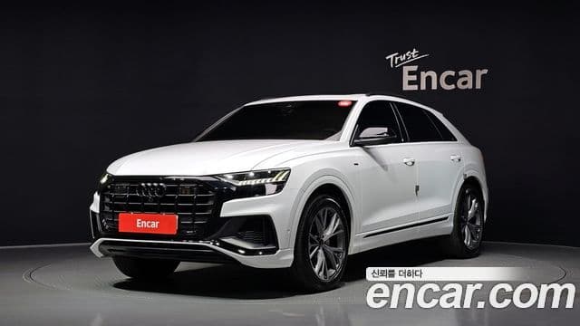 Audi Q8 (4M)