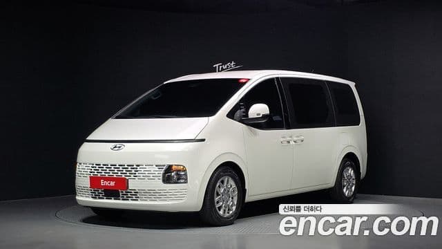 Hyundai Staria