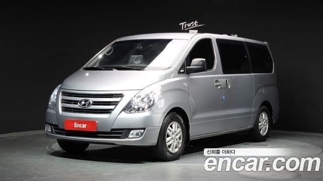 Hyundai Grand Starex