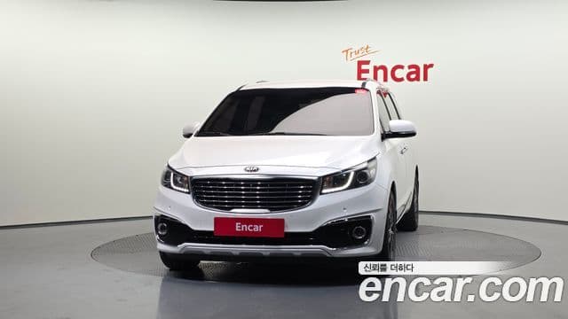 Kia All New Carnival 3