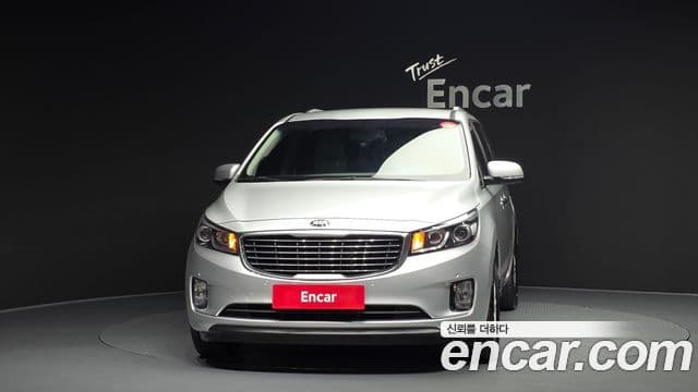 Kia All New Carnival 3