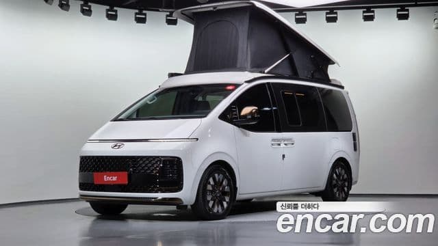 Hyundai Staria