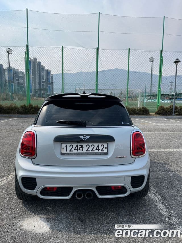 MINI Cooper S 4