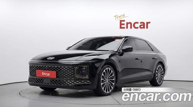 Hyundai Grandeur (GN7) 1