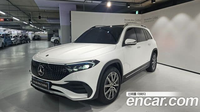 Mercedes-Benz EQB X243