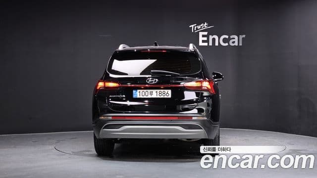 Hyundai The New Santa Fe 4