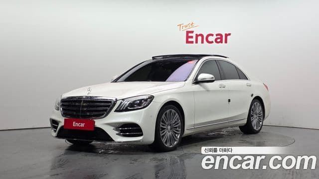 Mercedes-Benz S-Class W222
