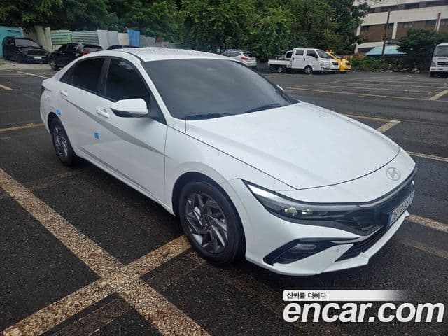 Hyundai The New Avante (CN7)