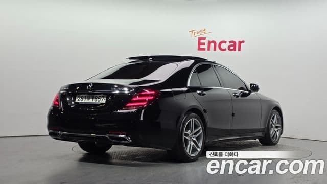 Mercedes-Benz S-Class W222 2