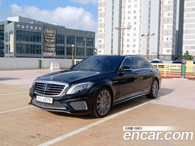 Mercedes-Benz S-Class W222