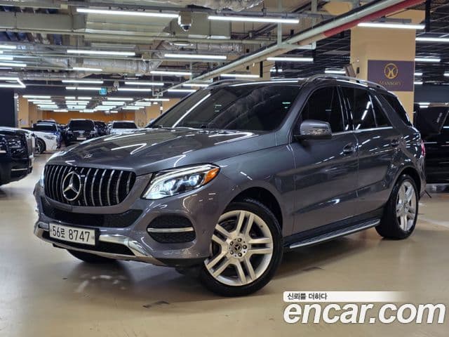Mercedes-Benz GLE-Class W166