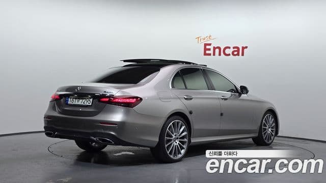 Mercedes-Benz E-Class W213 2