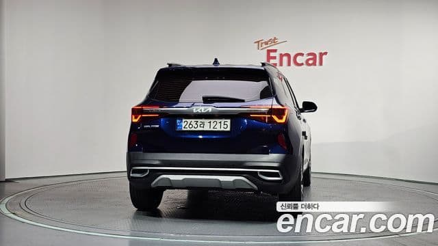 Kia Seltos 4