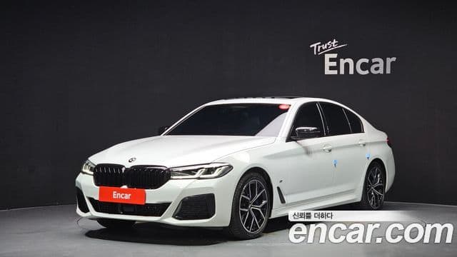 BMW 5 Series (G30)
