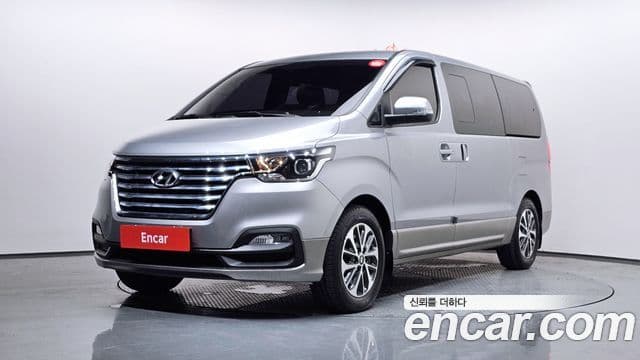 Hyundai The New Grand Starex