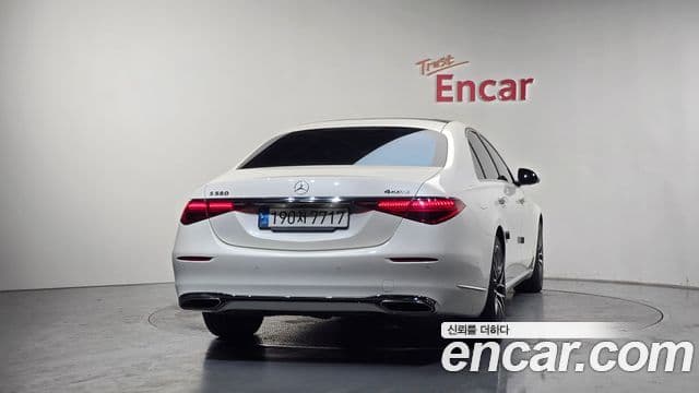 Mercedes-Benz S-Class W223 4