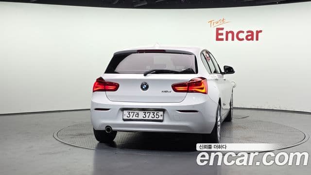 BMW 1 Series (F20) 4