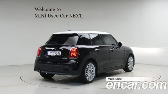 MINI Cooper 4