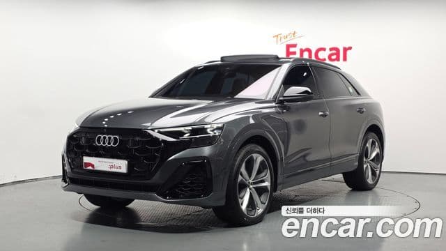Audi Q8 (4M)