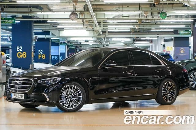 Mercedes-Benz S-Class W223