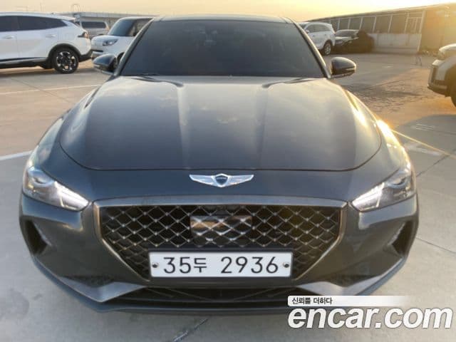 Genesis G70
