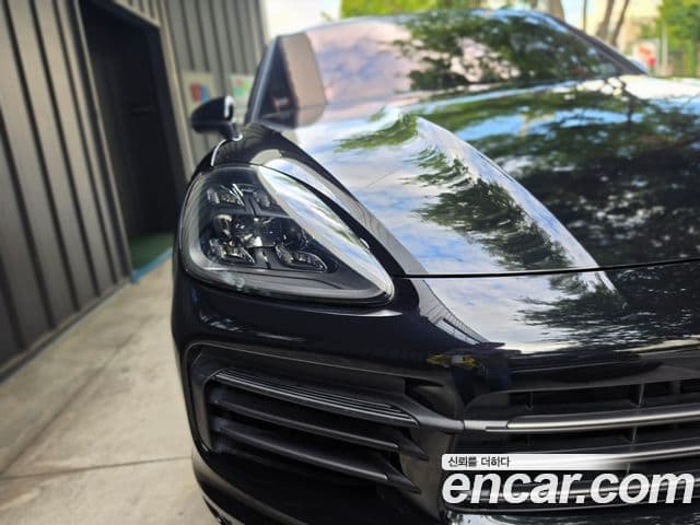 Porsche Cayenne (PO536) 4