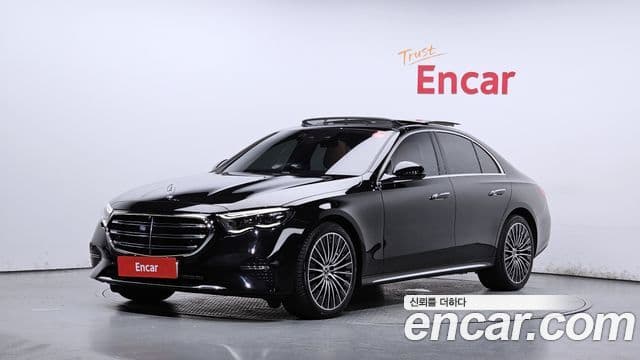 Mercedes-Benz E-Class W214
