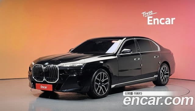 BMW 7 Series (G70)