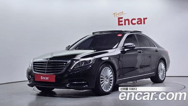 Mercedes-Benz S-Class W222