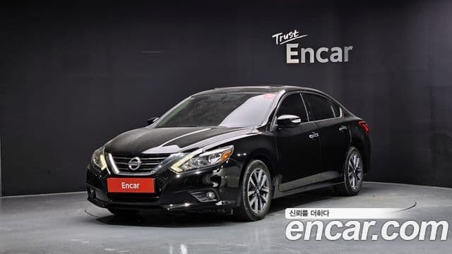 Nissan Altima