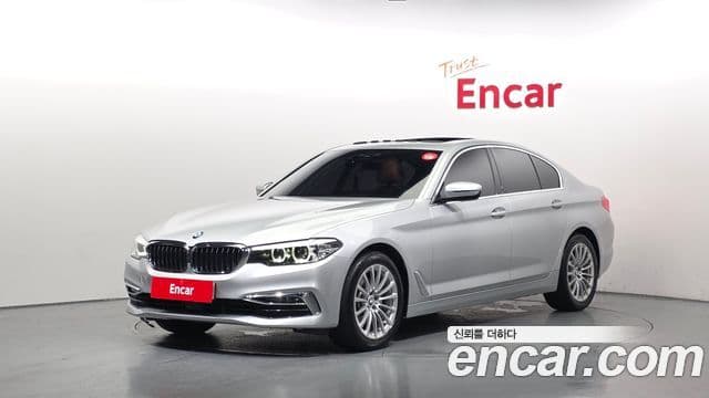 BMW 5 Series (G30)