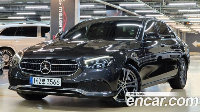Mercedes-Benz E-Class W213 1