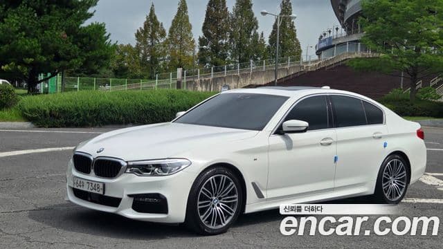 BMW 5 Series (G30)