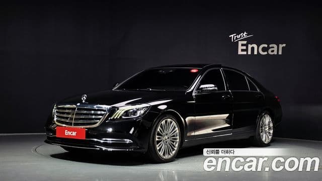 Mercedes-Benz S-Class W222