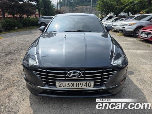 Hyundai Sonata (DN8)
