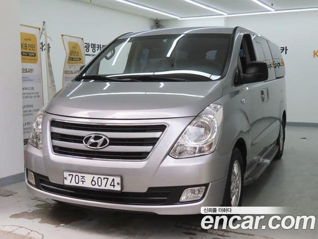 Hyundai Grand Starex