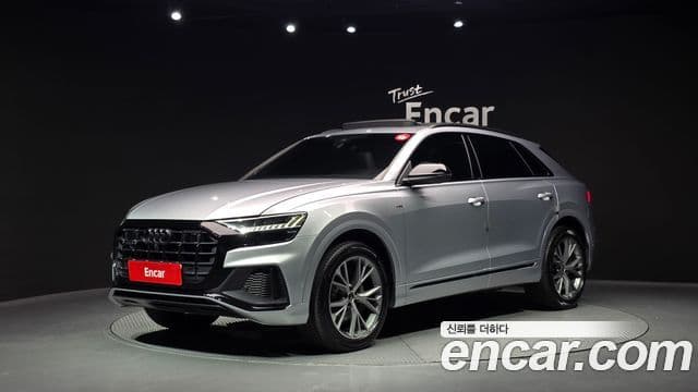 Audi Q8 (4M)